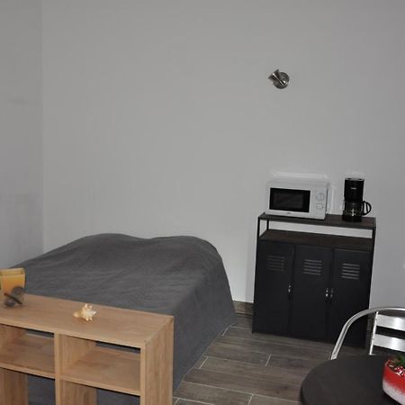 Location Studio Meuble Avec Jardin Sorgues Exterior photo